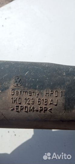 1K0129618AJ патрубок фильтра Шкода Октавия А5