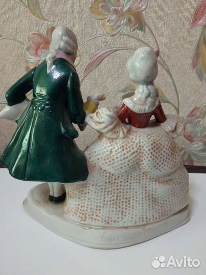 Статуэтка фарфор Германия дама и кавалер