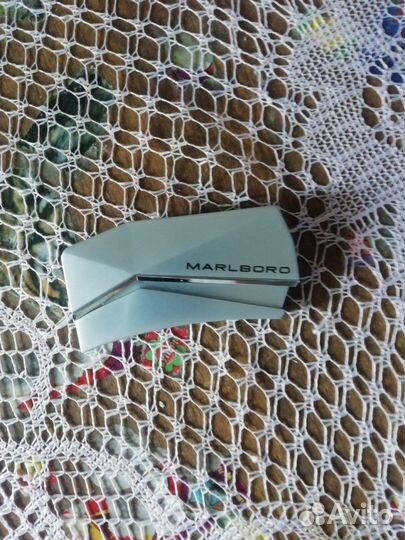 Зажигалка мальборо новая