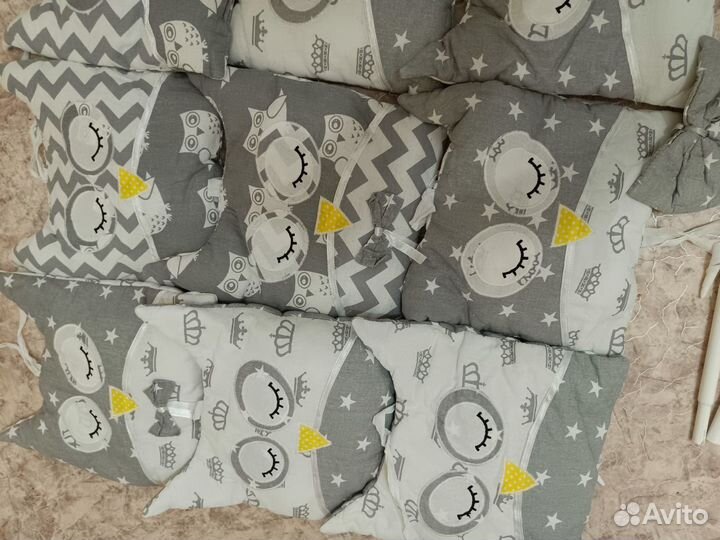 Бортики в кроватку, балдахин и держатель