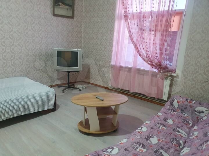 2-к. квартира, 55 м², 1/2 эт.