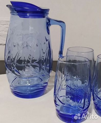 Графин со стаканами