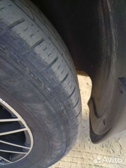 Kumho Solus KL21 235/65 R17