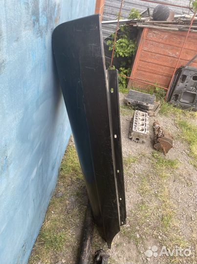 Крыло переднее левое москвич 2140