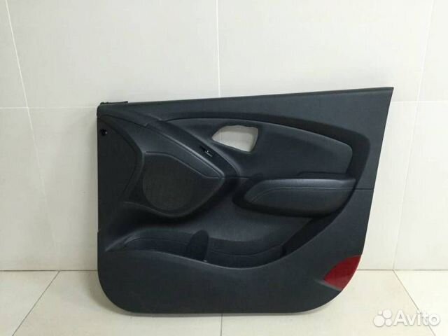 Обшивка двери передней правой Hyundai ix35 LM 2010