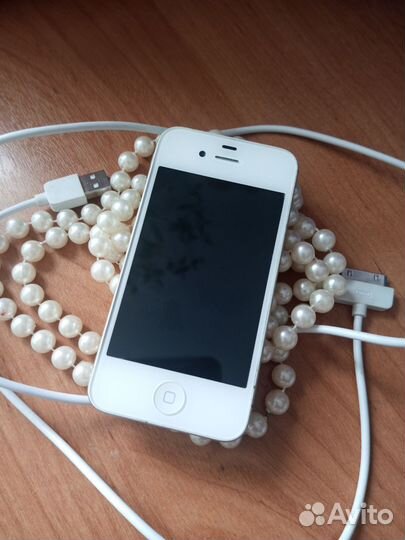 iPhone 4S, 8 ГБ