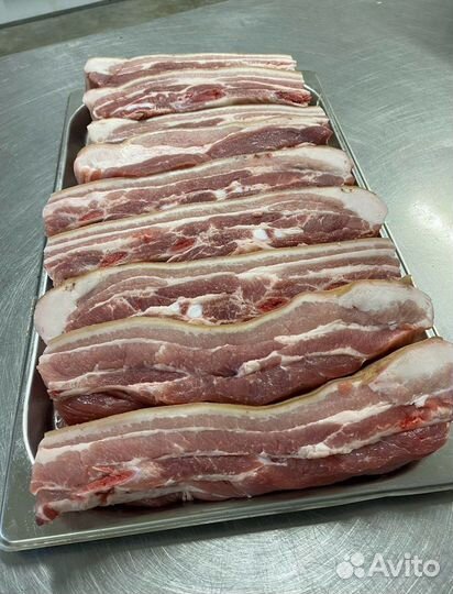 Мясо свинины и говядины. Доставка