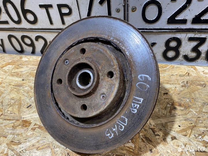 Кулак поворотный (ступица) Citroen Berlingo