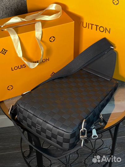 Слинг Louis Vuitton