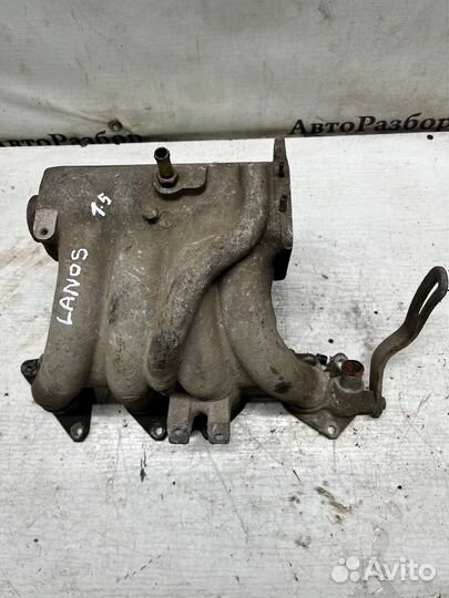 Впускной коллектор Chevrolet Lanos Daewoo nexia