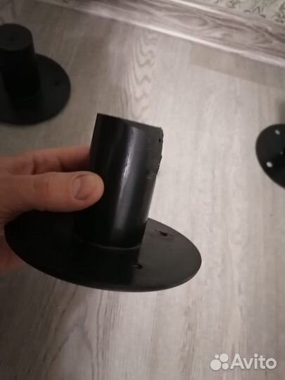 Стакан в колонку металлический для стойки