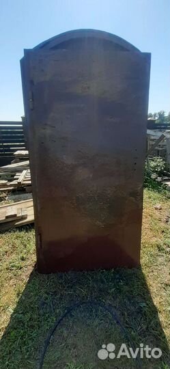 Двери металлические