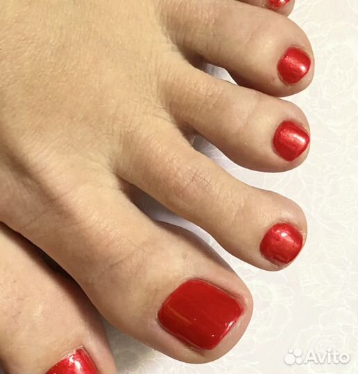 Педикюр с покрытием гель-лаком