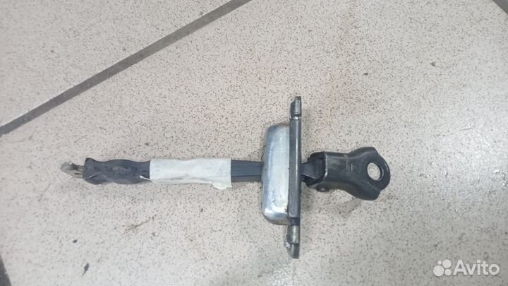 Ограничитель передней правой двери Солярис 2011