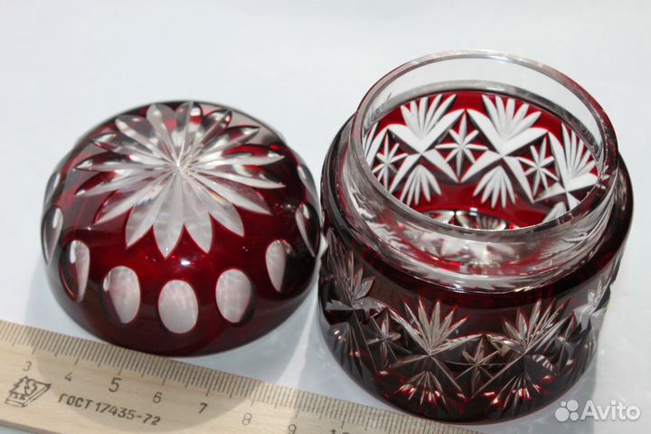 Антикварная шкатулка.egermann.Цветное стекло. Резь