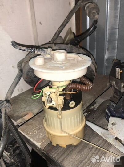 Бензонасос Mazda 3 BK