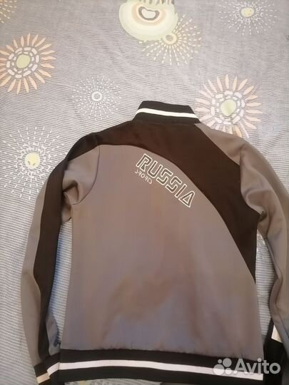 Спортивный костюм женский