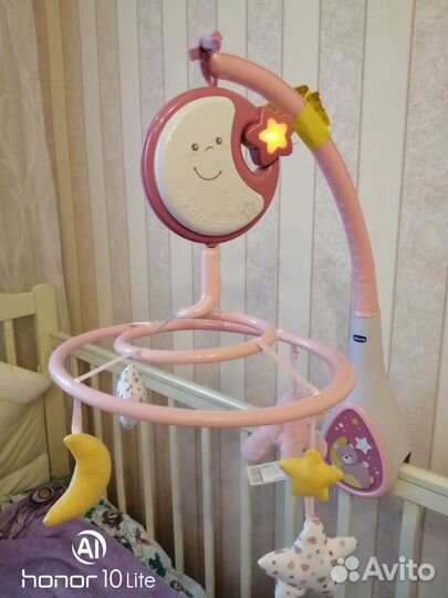 Мобиль на кроватку chicco