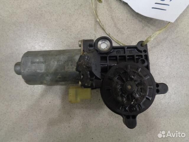 Моторчик стеклоподъемника передний правый Saab 9