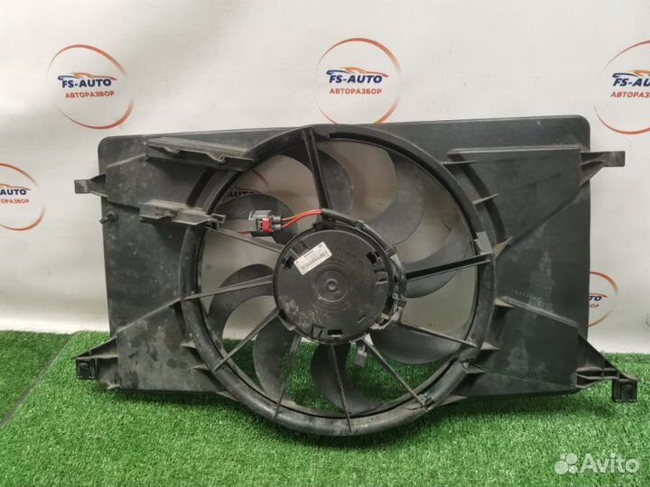 Вентилятор охлаждения Ford Focus 3 хетчбэк 1.6