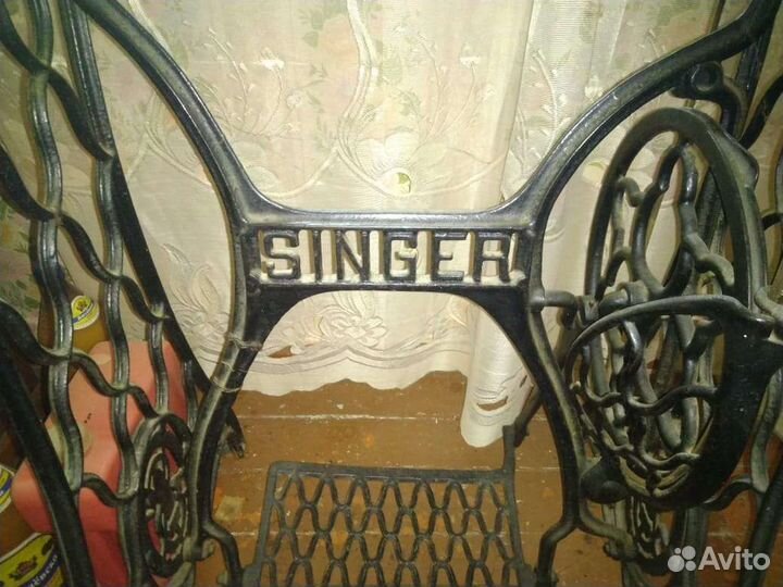 Швейная машинка зингер