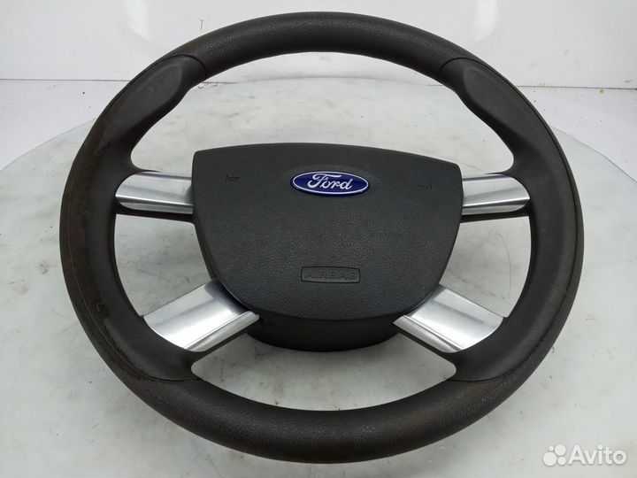 Рулевое колесо на Ford Focus 2