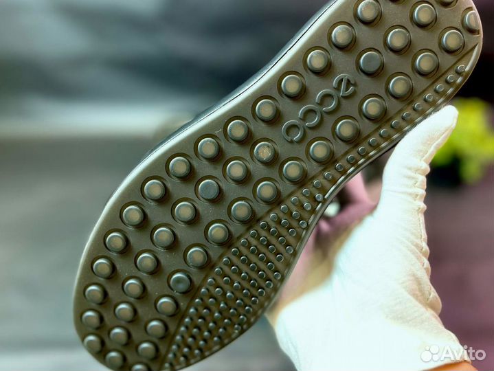 Кроссовки Ecco lux