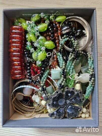 Бижутерия камни браслеты бусы бисер