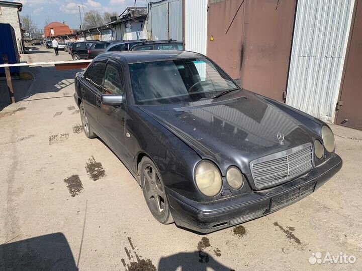 Запчасти Mercedes w 210