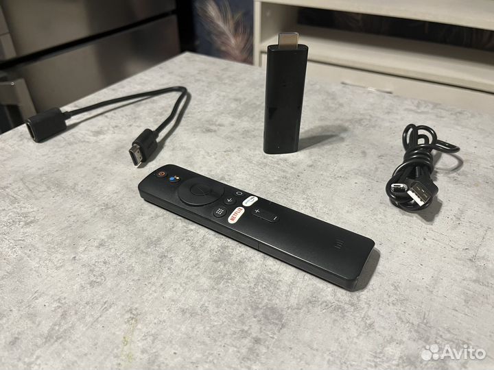 Тв-приставка Xiaomi Mi TV Stick