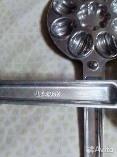 Вафельница орешница СССР