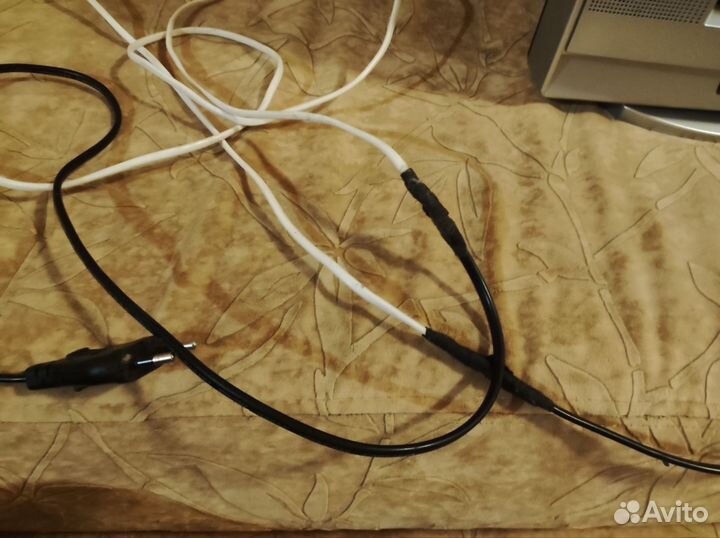 Телевизор JVC AV-1400UE