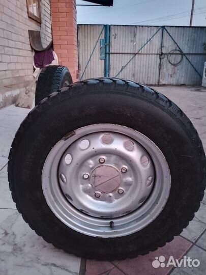 Колеса на автомобиль Нива