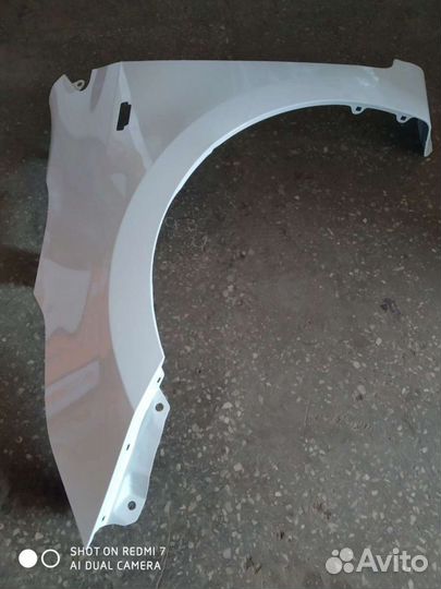 Крыло левое Киа Рио 17- г.в. новое,белое