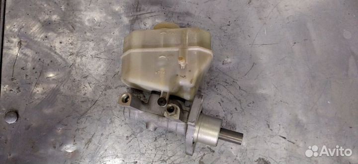 Главный тормозной цилиндр BMW X5 E53