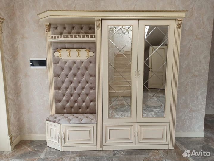 Шкаф в прихожую