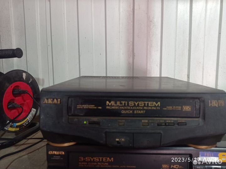 Видеомагнитофон