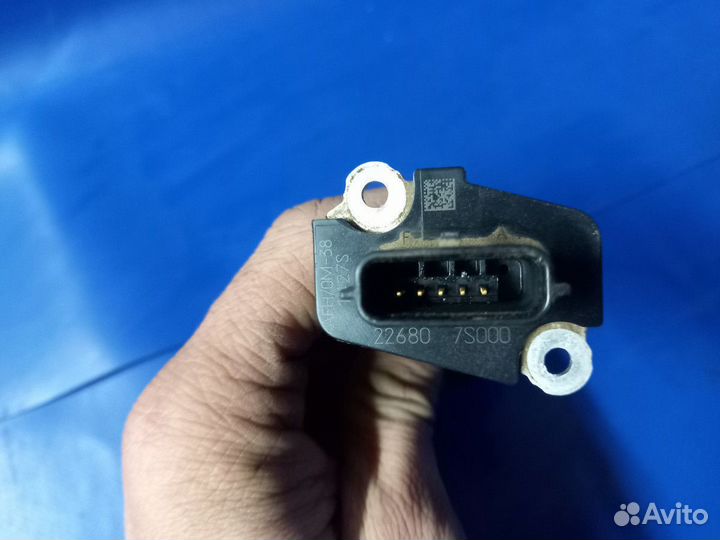 Расходомер воздуха (массметр) Nissan Qashqai I рес