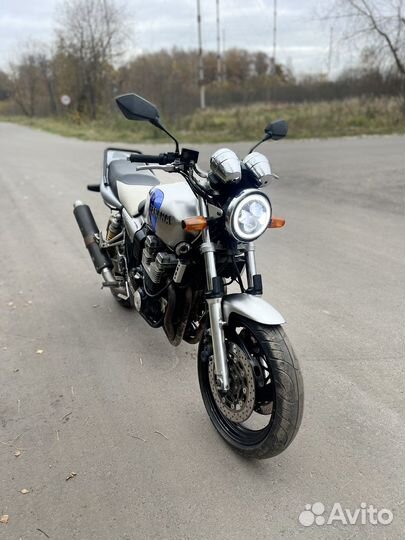 Yamaha XJR 400 r