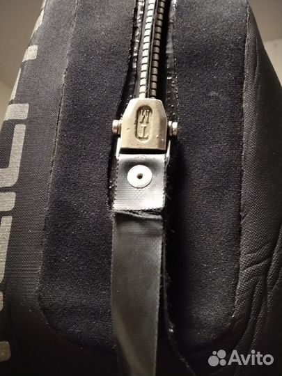 Продаю мужской гидрокостюм Neilpryde