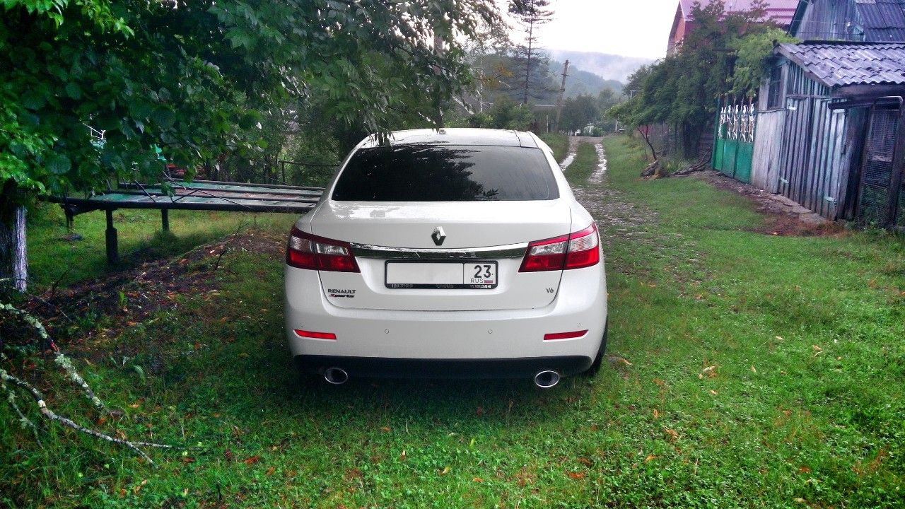 Renault Latitude: фото владельца