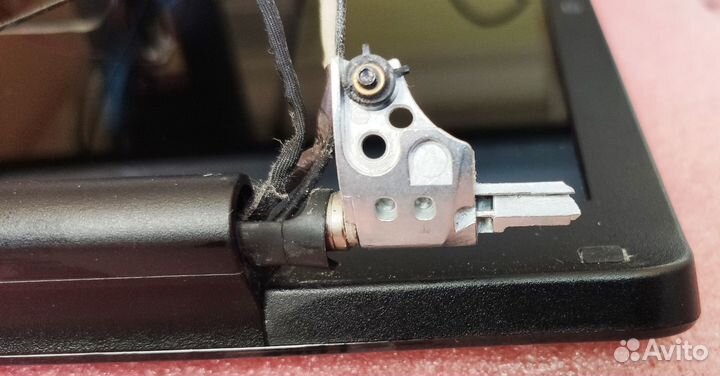 Крышка матрицы ноутбука в сборе Toshiba A200 - 1N1