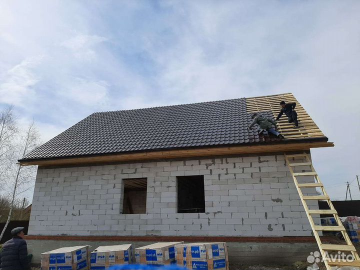 Бригада строителей