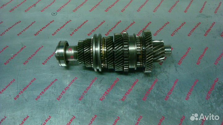 Nissan 32241-50J06 Вторичный вал в сборе