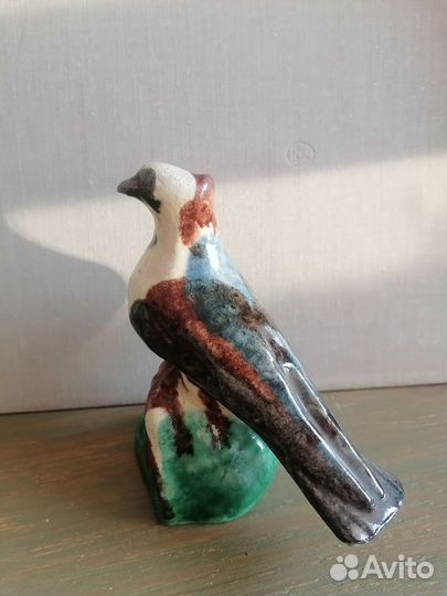 Голубь фарфоровый