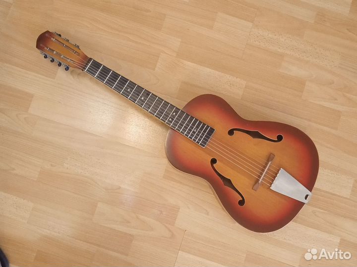 Акустическая гитара СССР