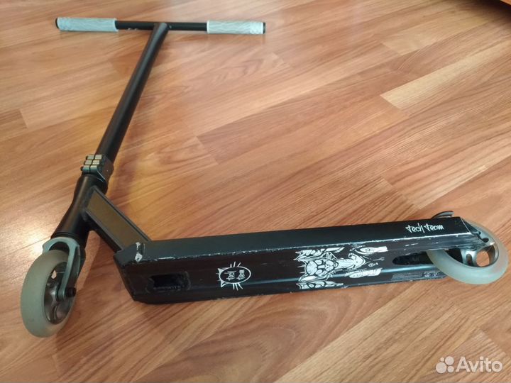 Трюковой самокат