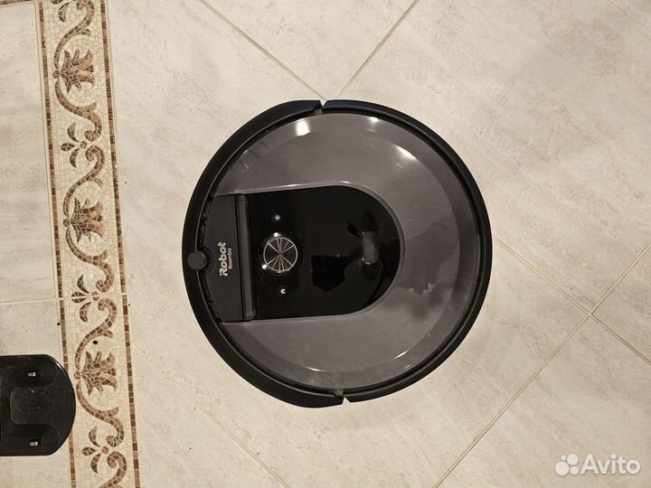 Робот пылесос irobot roomba i7