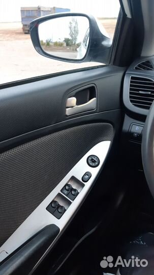 Hyundai Solaris 1.4 МТ, 2011, 181 600 км