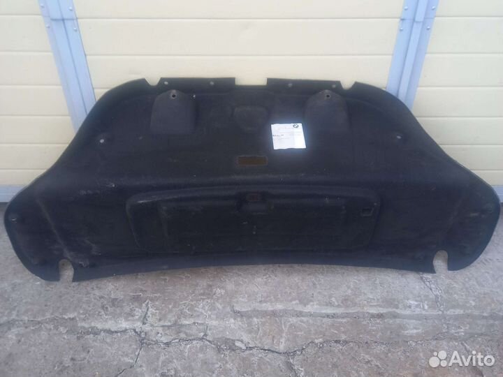 Бмв 5 е 60 обшивка багажника